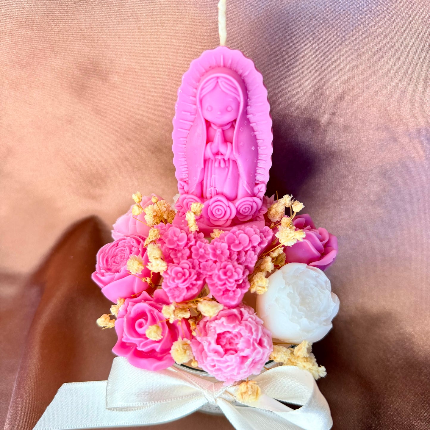 BAJO SU MANTO – Mother’s Day Candle Bouquet - 14oz🤍✨