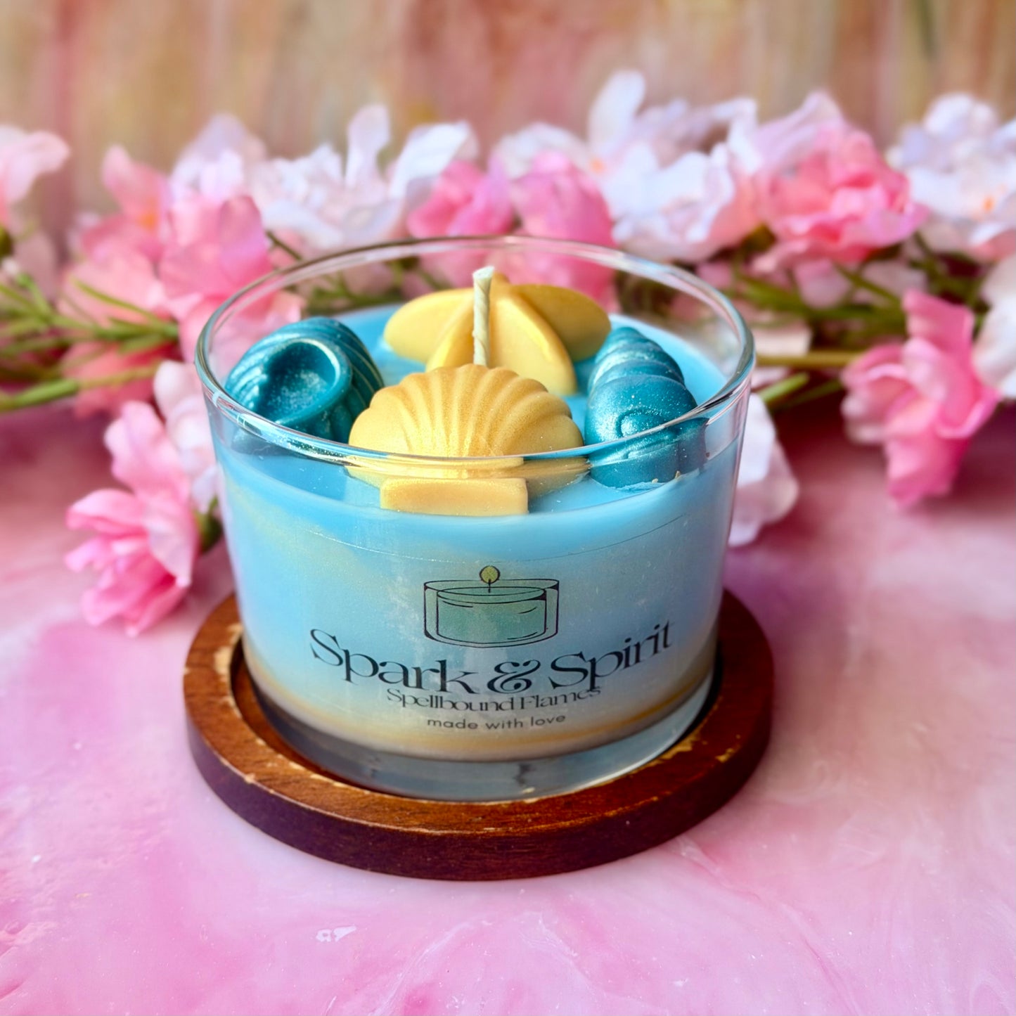 OCEAN WHISPER – Candle 9oz 🌊🐚✨