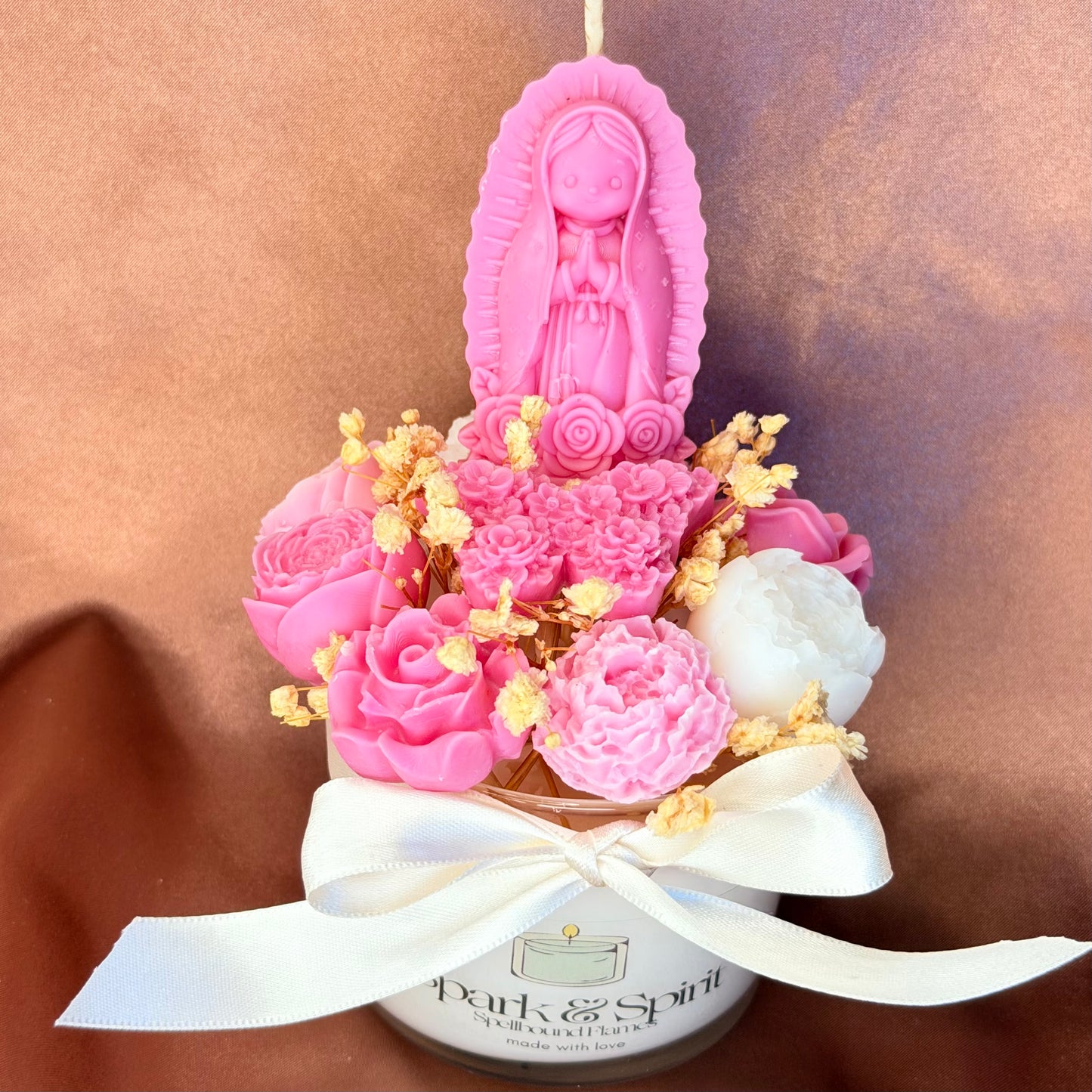BAJO SU MANTO – Mother’s Day Candle Bouquet - 14oz🤍✨
